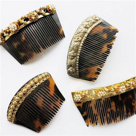 comb in Filipino .